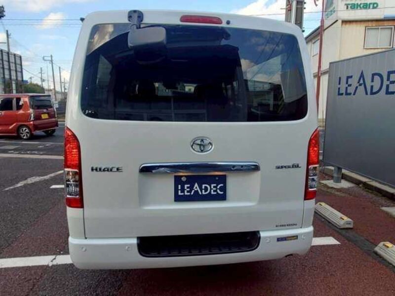 HIACE VAN