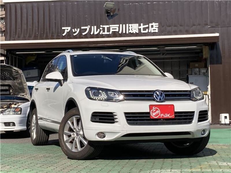VOLKSWAGEN TOUAREG
