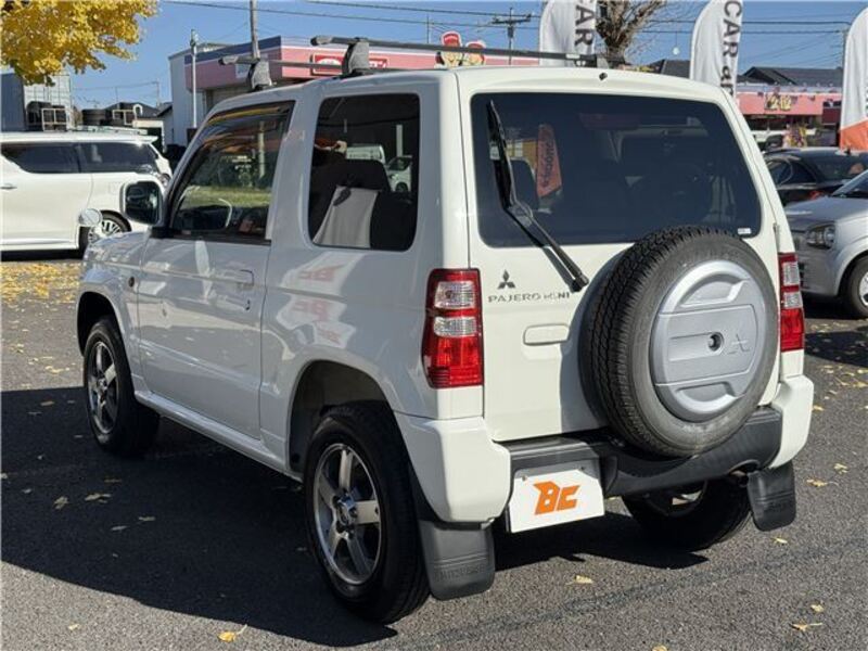PAJERO MINI