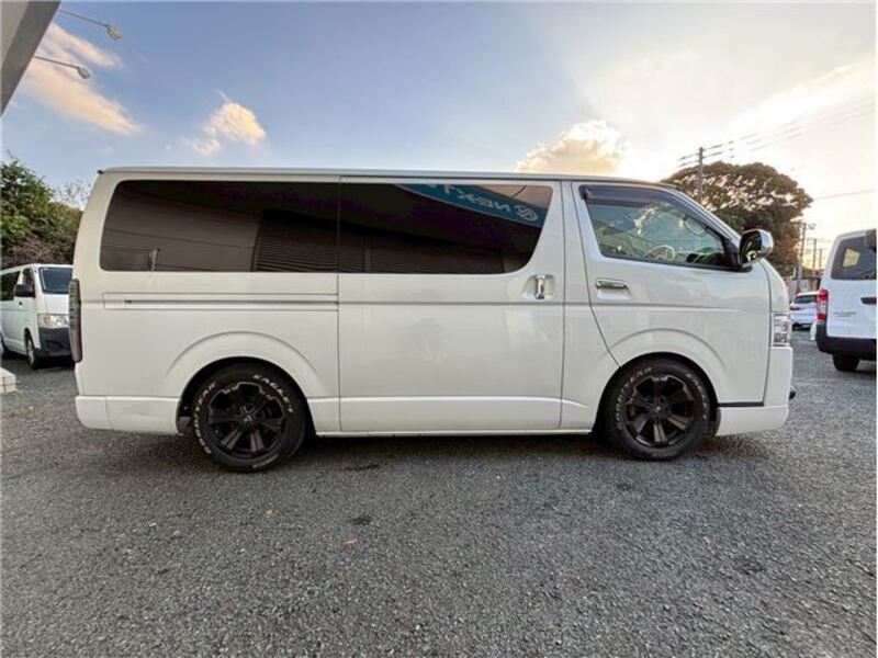 HIACE