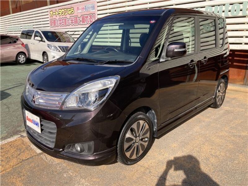 MITSUBISHI DELICA D2