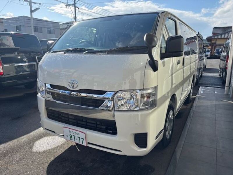 HIACE VAN