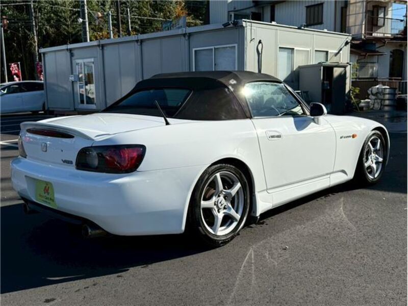 S2000