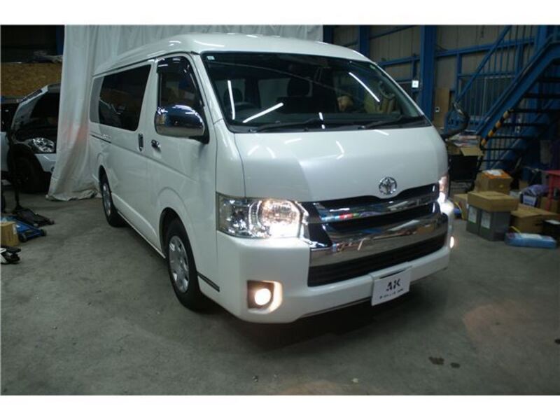 HIACE-0