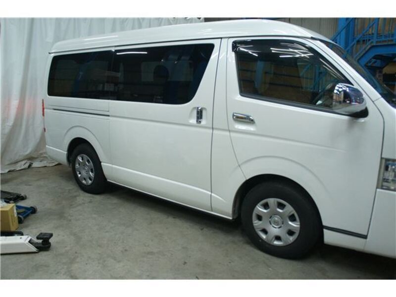 HIACE