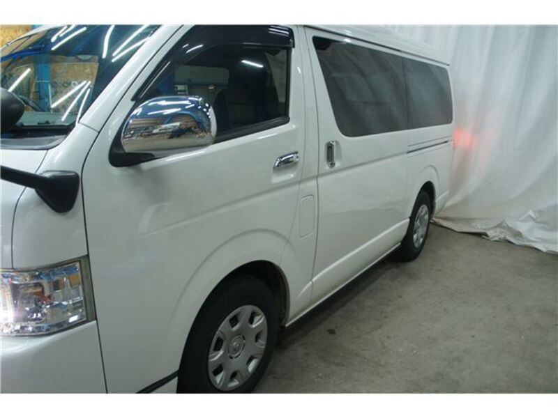 HIACE