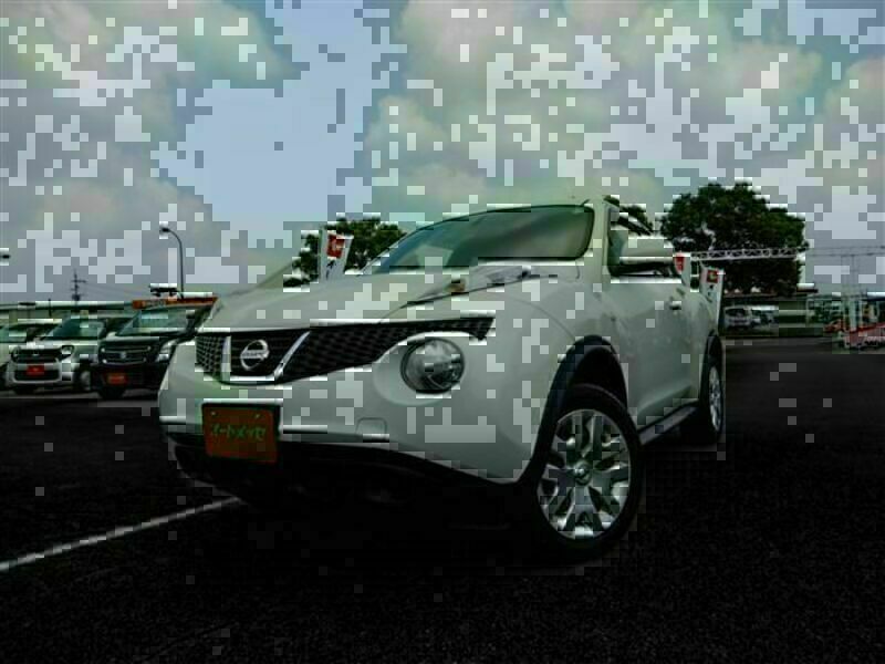 NISSAN　JUKE