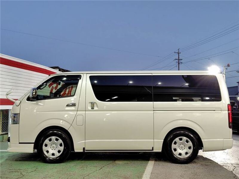 HIACE