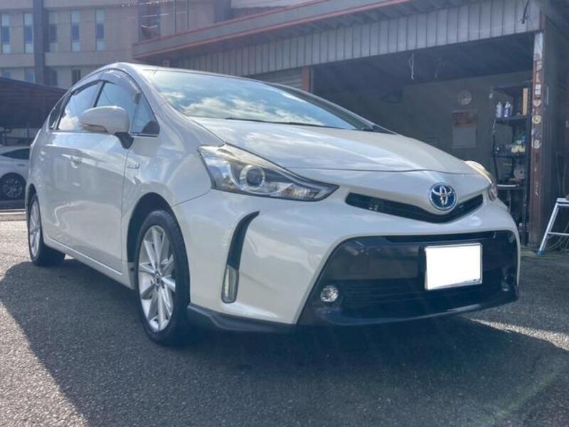 PRIUS ALPHA