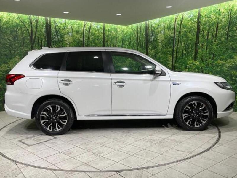 OUTLANDER PHEV