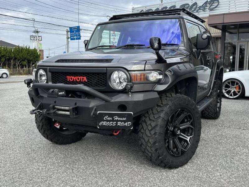 TOYOTA FJ CRUISER