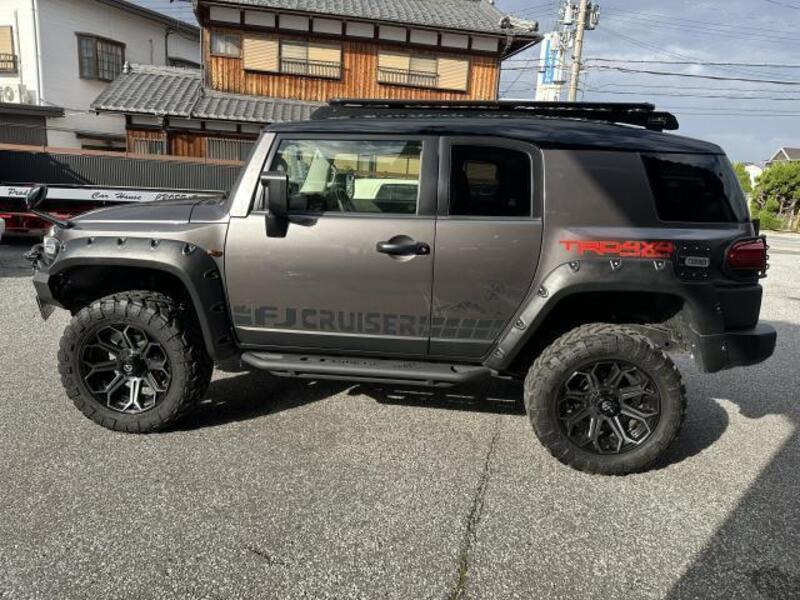 FJ CRUISER