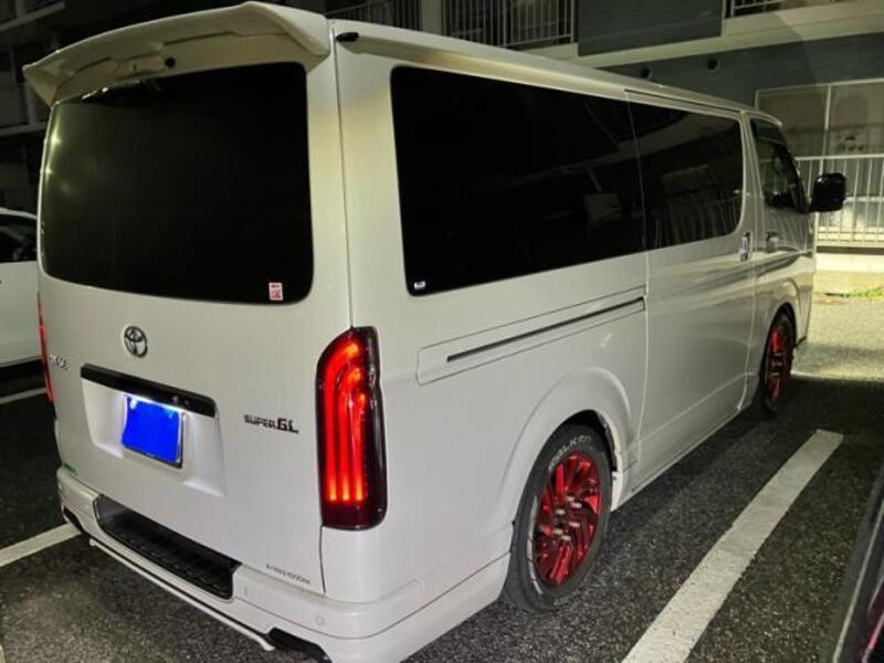HIACE VAN