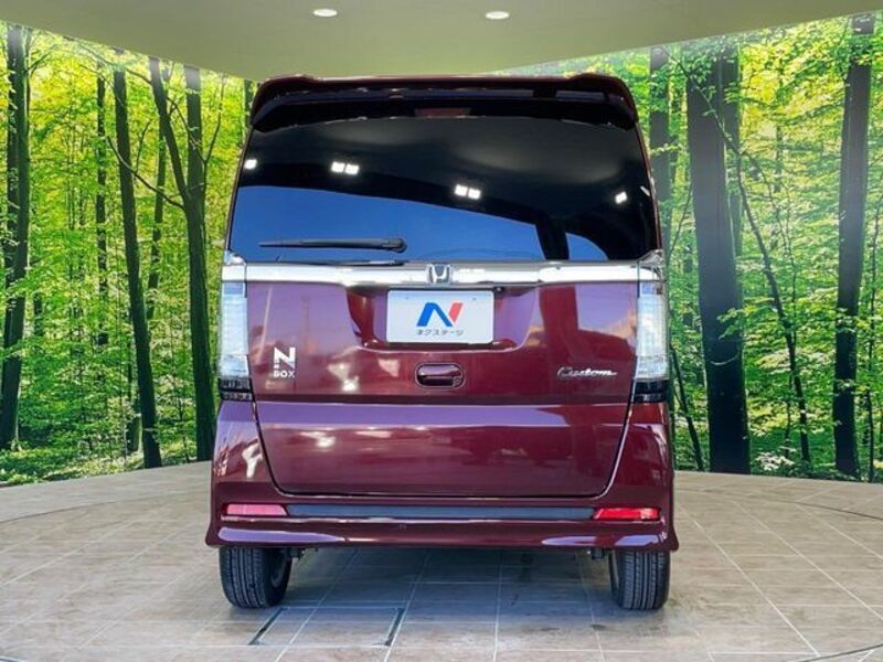 N BOX CUSTOM