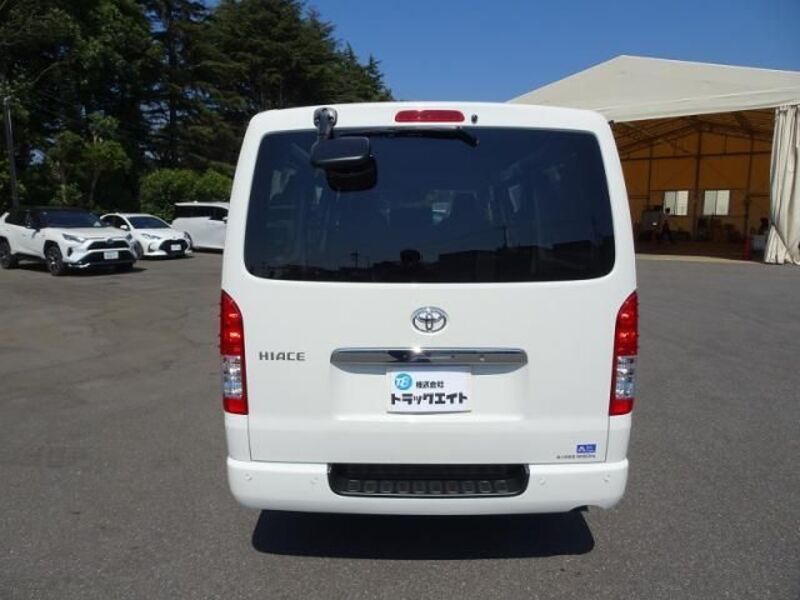 HIACE