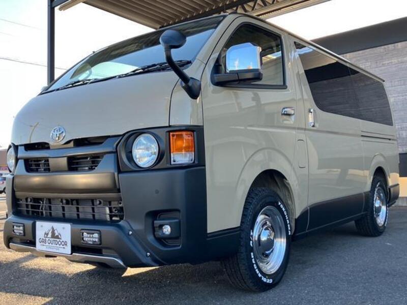 HIACE VAN