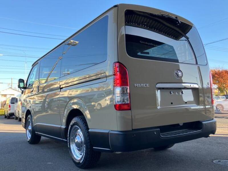 HIACE VAN