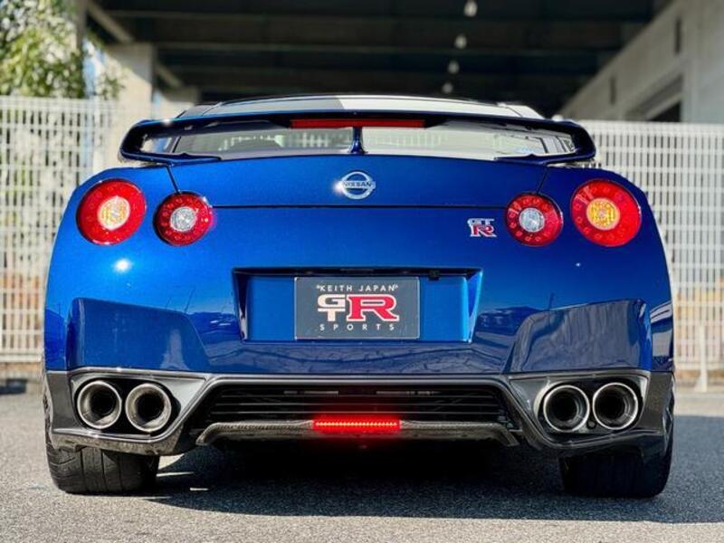 GT-R