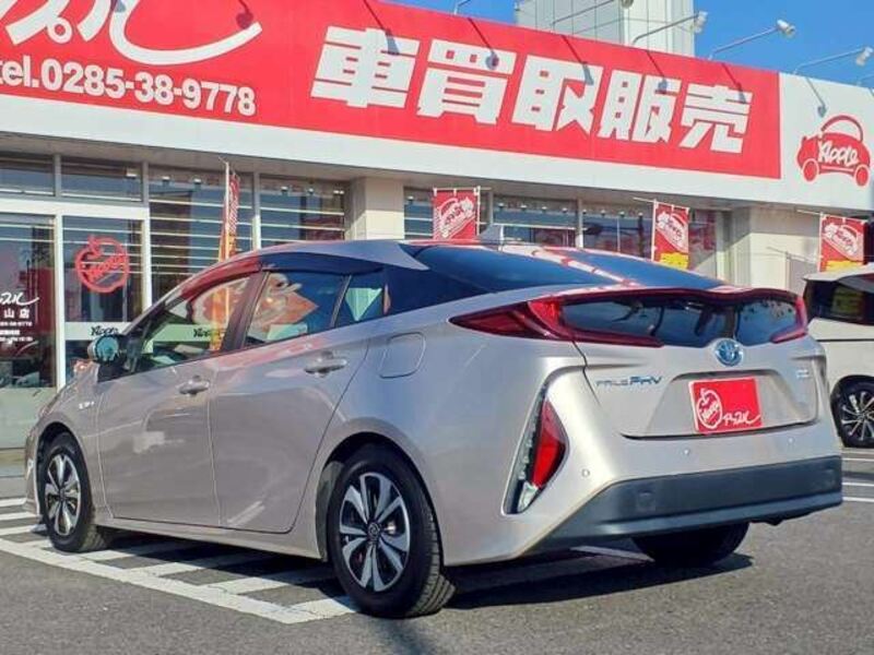 PRIUS PHV