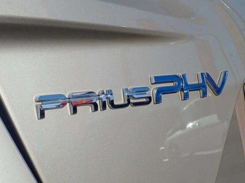 PRIUS PHV
