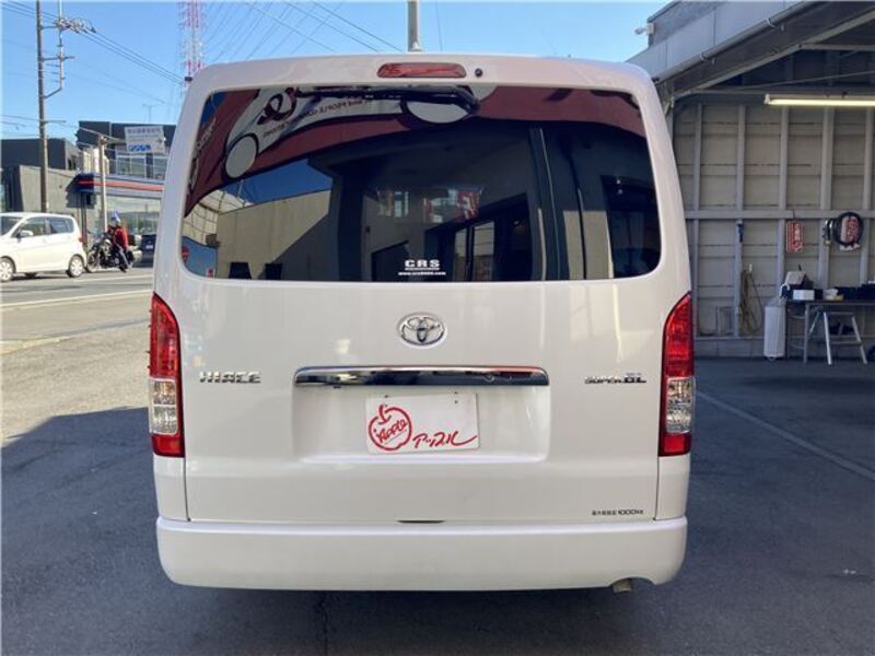 HIACE VAN