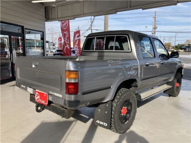 HILUX