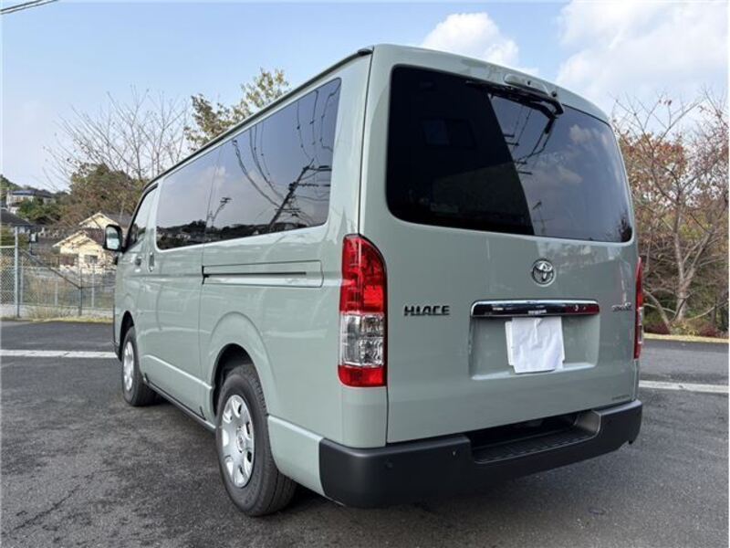 HIACE VAN