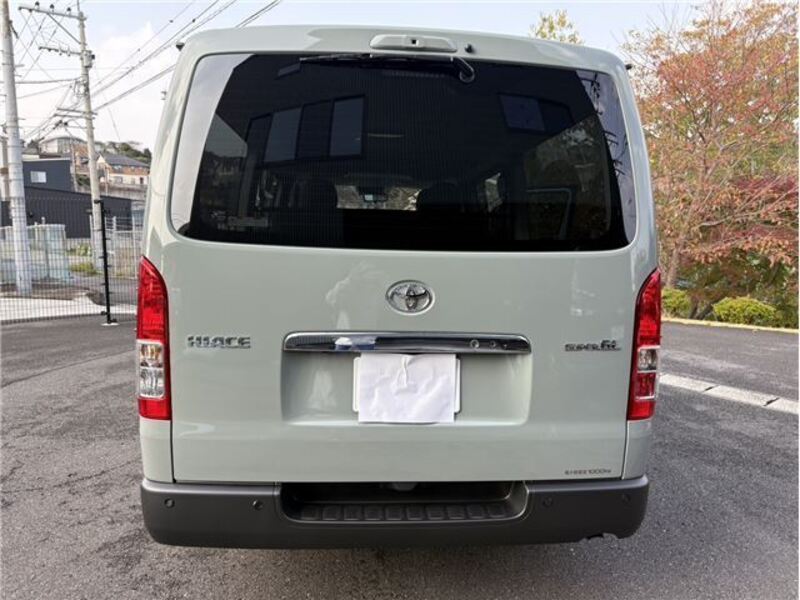 HIACE VAN