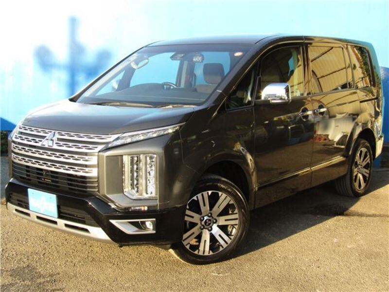 MITSUBISHI DELICA D5