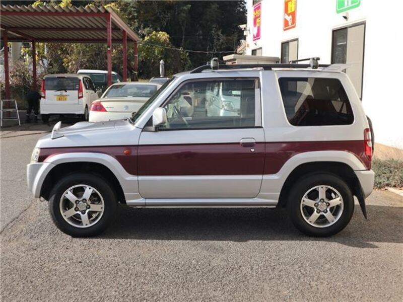 PAJERO MINI