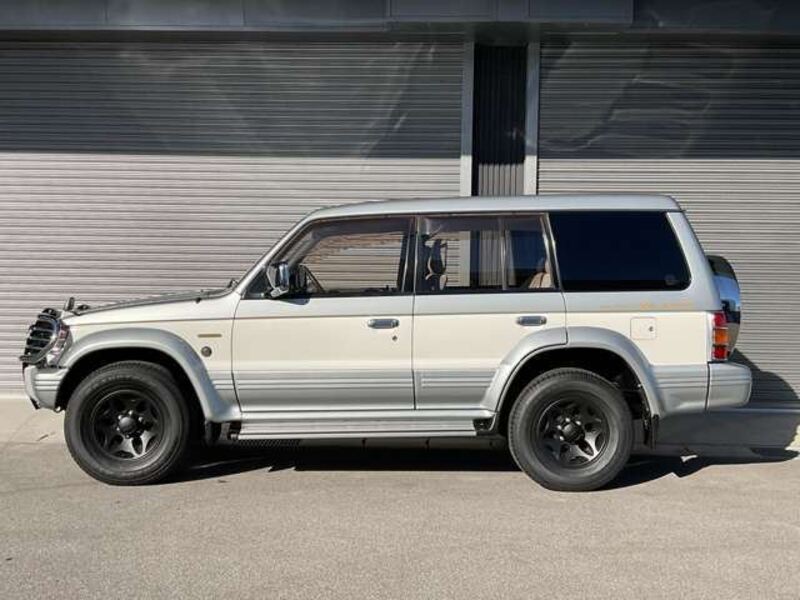 PAJERO