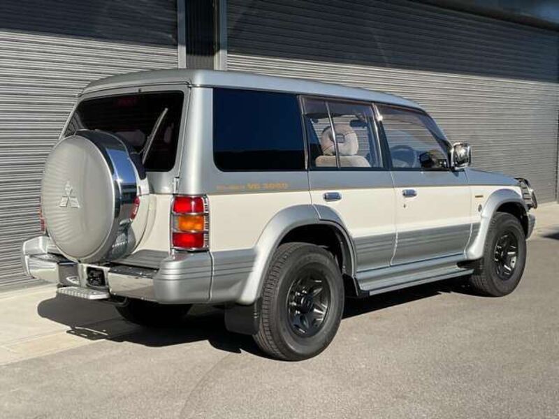 PAJERO