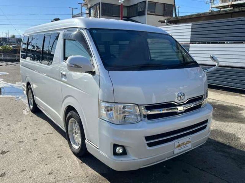 HIACE