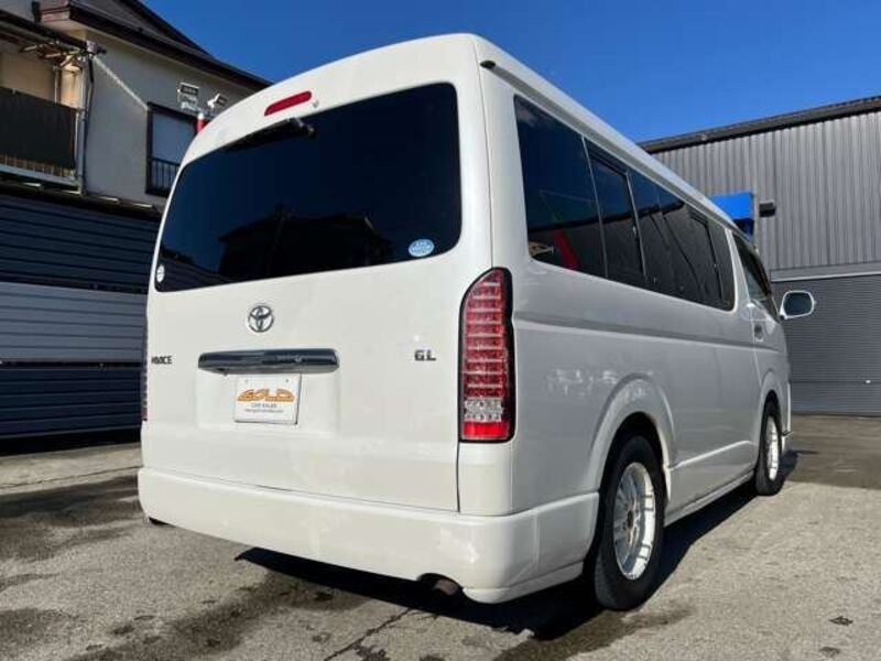 HIACE