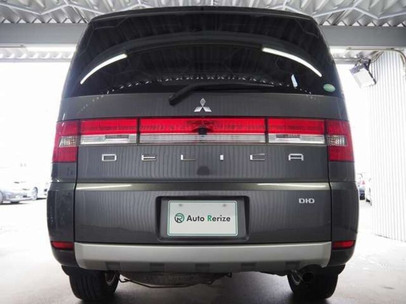 DELICA D5