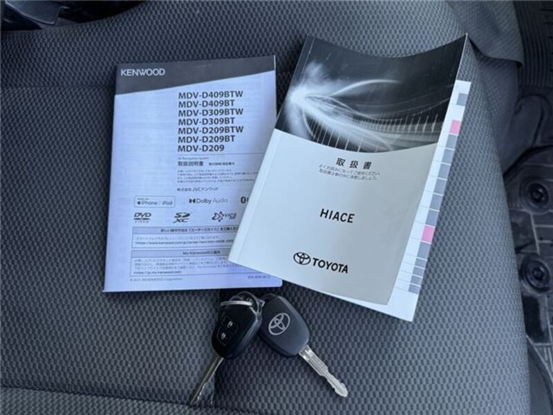 HIACE VAN