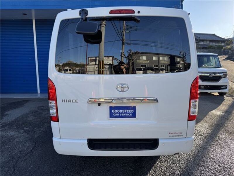 HIACE VAN