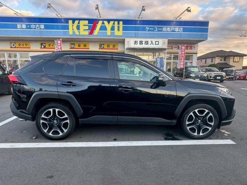 RAV4