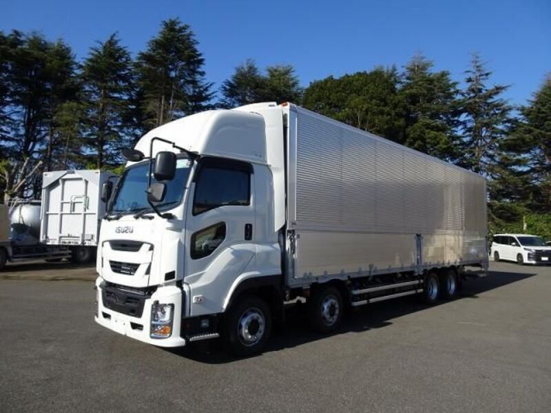 ISUZU GIGA