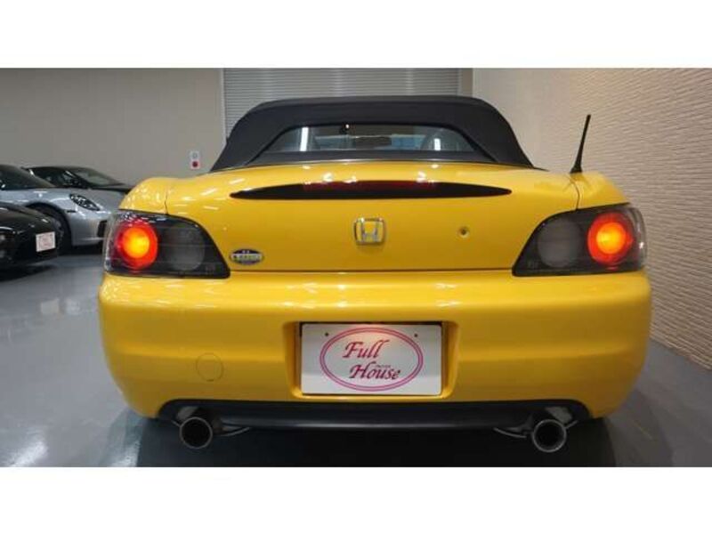 S2000