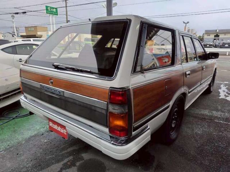 GLORIA WAGON