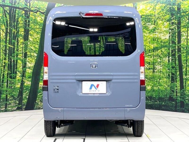 N-VAN