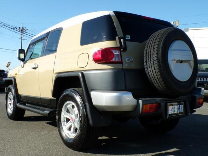 FJ CRUISER