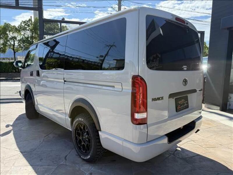HIACE VAN