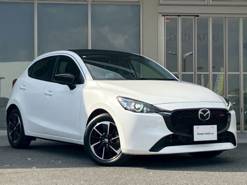 MAZDA2