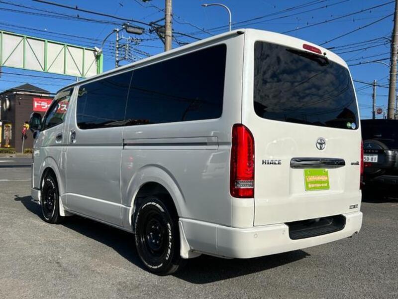 HIACE VAN