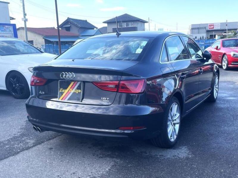A3 SEDAN