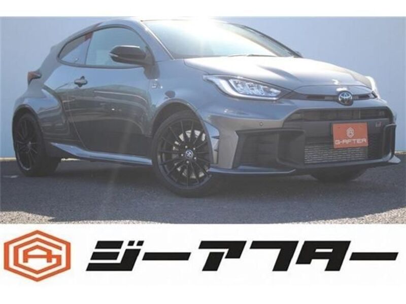 GR YARIS-0