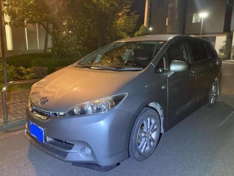 TOYOTA WISH
