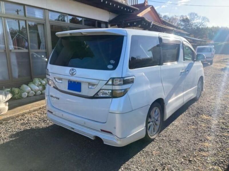 VELLFIRE